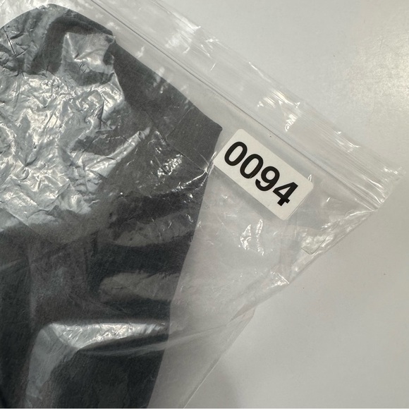 Columbia Women’s M Heather Grey Long Sleeve Shirt Lightweight Casual Relaxed Fit - Picture 10 of 10